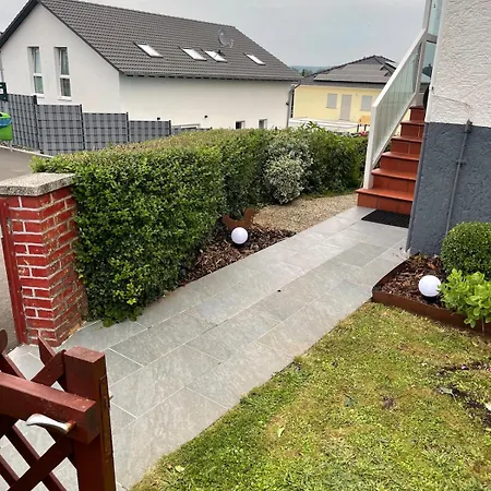 Stilvolle 90qm Mit Wintergarten Appartement Hungen
