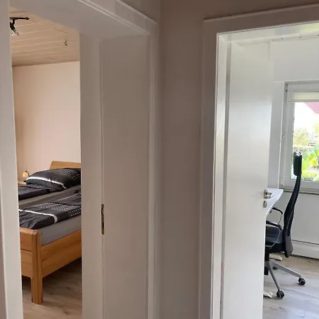 Stilvolle 90qm Mit Wintergarten Lejlighed