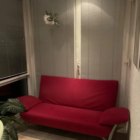 Stilvolle 90qm Mit Wintergarten Appartement *