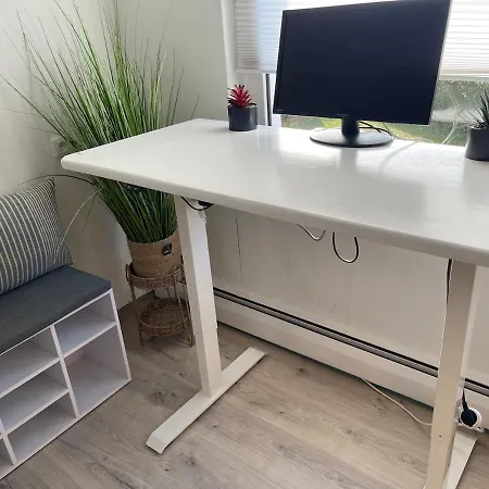 Stilvolle 90qm Mit Wintergarten Appartement