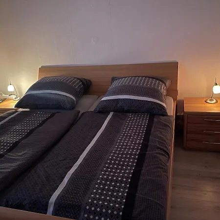 Stilvolle 90qm Mit Wintergarten Lejlighed *