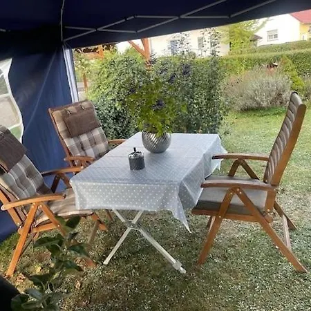 Stilvolle 90qm Mit Wintergarten Appartement *