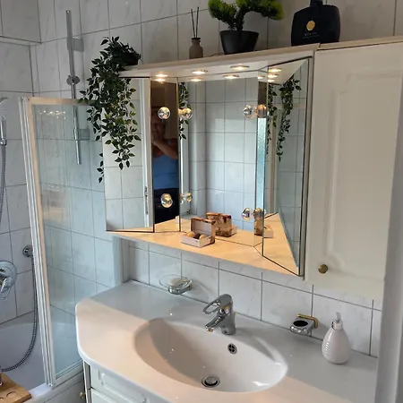 Lejlighed Stilvolle 90qm Mit Wintergarten Hungen