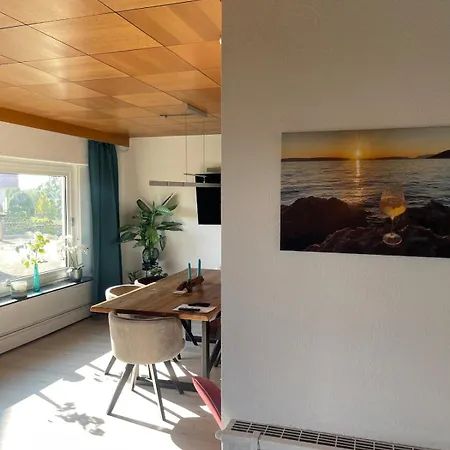 Stilvolle 90qm Mit Wintergarten *