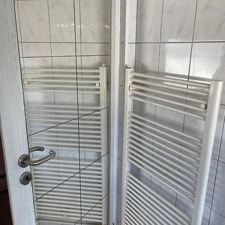 Stilvolle 90qm Mit Wintergarten Lejlighed