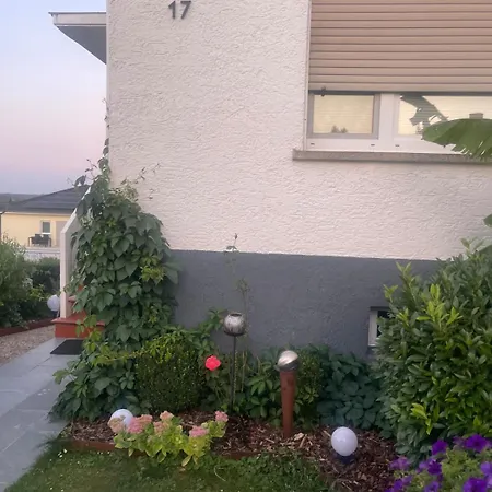 Stilvolle 90qm Mit Wintergarten Appartement *