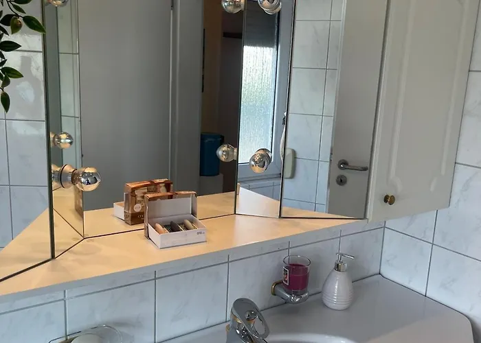 Stilvolle 90qm Mit Wintergarten * Hungen